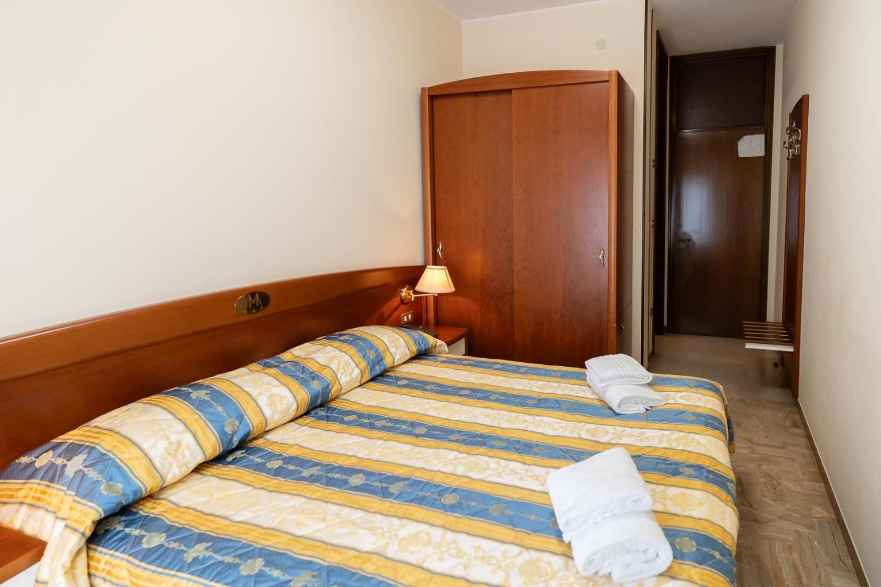 סוטומרינה Easy Hotel Meryon חדר תמונה